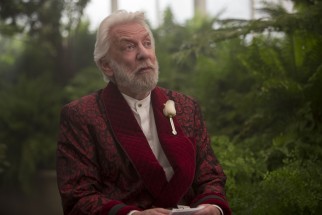 Scott Calvin? Topo Gigio? No, that's actually Donald Sutherland playing President Snow for the last time.