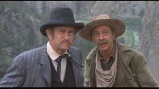 Darren McGavin and Don Knotts play the mayor and sherrif, respectively.