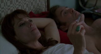Janey Carver (Golden Globe-nominated Sigourney Weaver) has grown tired of her affair with Ben (Kevin Kline).