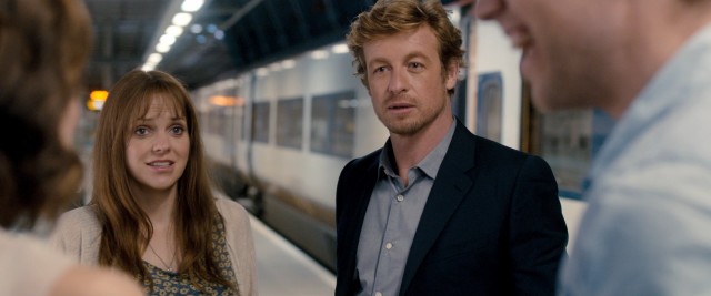 Josh and Nat set up their respective tempting love interests, Americans Chloe (Anna Faris) and Guy (Simon Baker).