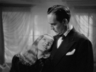 Jennifer the witch (Veronica Lake) is stuck on politician Wallace Wooley (Frederic March) after he saves her from a burning hotel.
