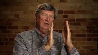 Cinematographer John Bailey uses his hands to discuss Freddie Francis' use of the CinemaScope frame.