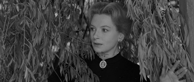 Miss Giddens (Deborah Kerr) comes to realize that the idyllic country mansion Bly houses some dark secrets.