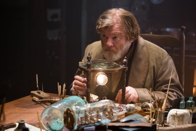 Tom Nickerson (Brendan Gleeson) needs a push to stop tinkering with ships in bottles and start detailing his harrowing shipwreck experience for Herman Melville.