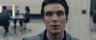 Veteran timekeeper Raymond Leon (Cillian Murphy) is determined to nab the outlaws.