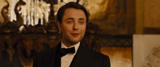 All the time in the world doesn't make wealthy centenarian Philippe Weis (Vincent Kartheiser) especially compassionate.