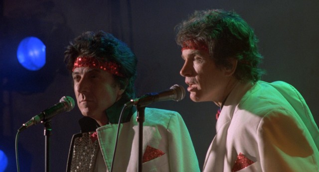 Move over, Simon & Garfunkel! Here come Rogers (Warren Beatty) & Clarke (Dustin Hoffman)!