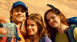 A chance encounter with two lost young women (Kate Mara and Amber Tamblyn) will be the last human contact Aron Ralston (James Franco) experiences for many hours.