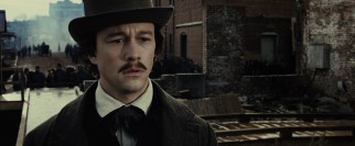Eager to enlist in the Union Army for the Civil War, Robert Lincoln (Joseph Gordon-Levitt) is sickened by the sight of amputated limbs.