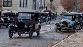 "In Close-Up" takes us behind the scenes of the film's classic car chase.