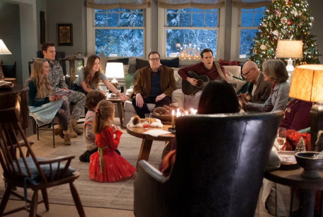 The fake romance between Joe (Jake Lacy) and Eleanor (Olivia Wilde) is the narrative of greatest interest to "Love the Coopers."