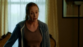Frank violates a restraining order to bring his ex-wife (Jennifer Ehle) into his drama.