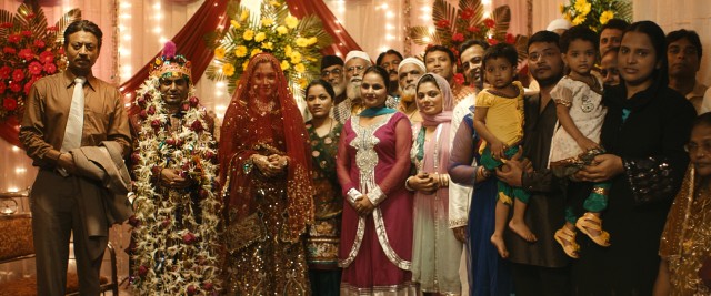 Saajan (Irrfan Khan) is the only family Shaikh (Nawazuddin Siddiqui) has at his colorful wedding to Meherunissa (Shruti Bapna).