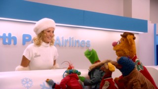 North Pole Airlines and its ticket agent Joy (Uma Thurman) appear to be the best bet for getting the gang to Santa Claus.