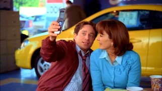 Avoiding obscurity in favor of an "and" credit, Chris Kattan plays Bob Weaver, Frankie's friendly, perky, lonely car dealership co-worker.