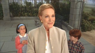 Julie Andrews et cetera in the new short "The Cat That Looked At a King."