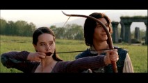 Susan (Anna Popplewell) shows off her archery skills to Prince Caspian (Ben Barnes) in this deleted scene. Ooooh!