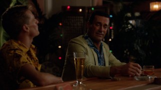On holiday in Hawaii, Don (Jon Hamm) is asked to give away an Army soldier's bride in the Season 6 premiere.