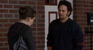 New York City bus driver Gerald Maretti (Mark Ruffalo) is not particularly receptive to Lisa's unannounced visit to his Brooklyn home.