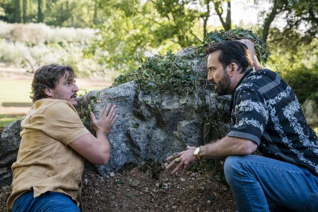 Nic Cage (Nicolas Cage) and his influential fan Javi (Pedro Pascal) find themselves in the middle of danger and adventure in "The Unbearable Weight of Massive Talent."