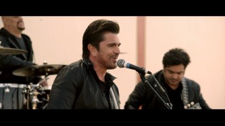 You may not understand what Juanes is singing in their "Juntos" music video, but the people of McFarland seem to like it.