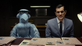 CIA agent Sam Eagle and INTERPOL officer Jean Pierre Napoleon (Ty Burrell) overcome their differences to solve a string of international heists together.