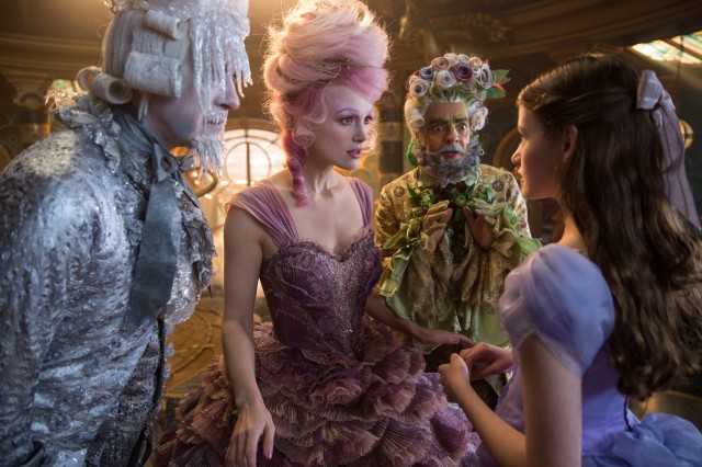 Clara (Mackenzie Foy) meets three of the four realm monarchs in Shiver (Richard E. Grant), Sugar Plum (Keira Knightley), and Hawthorne (Eugenio Derbez).