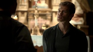 Klaus (Joseph Morgan) challenges the Human Faction in their meeting place of St. Ann's Catholic Church.