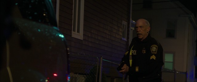 Jeffrey Pugliese (J.K. Simmons), the spry senior police sergeant of nearby Watertown, springs into action to pursue the Marathon bombers.