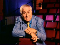 Garry Marshall's enthusiastic introductions add to the deleted scenes.