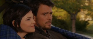 Love is again in the air for Ramona's Aunt Bea (Ginnifer Goodwin) and Howie's Uncle Hobart (Josh Duhamel), old high school sweethearts back in the '90s.