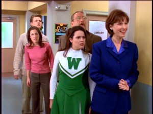 Harvey (Nate Richert), Valerie (Lindsay Sloane), Libby (Jenna Leigh Green), Mr. Kraft (Martin Mull), and Mrs. Quick (Mary Gross) have a variety of surprised reactions to seeing alternate versions of themselves in the episode "Sabrina, The Teenage Writer."