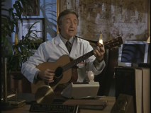 Kelso likes to strum a guitar and sing. Who knew?!