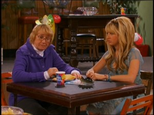Mrs. McClusky from "Desperate Housewives" stops by Tipton land to keep lonely Maddie company on her birthday.