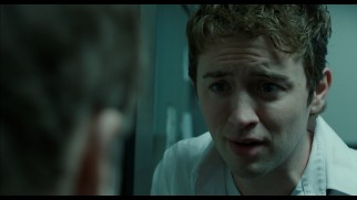 Cameraman Tommy (Johnny Pacar) apologizes to his friend for having feelings for his girlfriend in the only deleted scene.