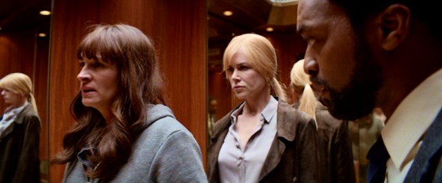 Three colleagues (Julia Roberts, Nicole Kidman, and Chiwetel Ejiofor) consider taking justice into their own hands in "Secret in Their Eyes."
