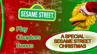 The DVD's animated main menu keeps the cover's Big Bird pose and loses MJ and Oscar.