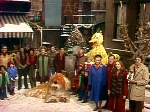 "A Special Sesame Street Christmas" closes with the limited human and Muppet cast (including Ethel Merman) performing a medley of Christmas songs.