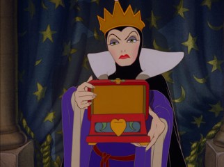 The Wicked Queen is disappointed to find this heart-sized box missing Snow White's heart.