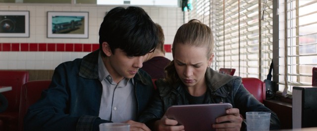 Whether you were born on Mars (Asa Butterfield) or Earth (Britt Robertson), tablets are great fun!