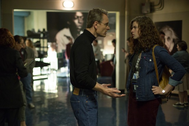 This backstage dispute, which could resemble a number of other Aaron Sorkin productions, involves Steve Jobs (Michael Fassbender) and Lisa Brennan (Perla Haney-Jardine), the 19-year-old daughter whose paternity he formerly disputed.