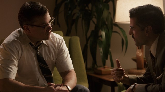 Gardner Lodge (Matt Damon) gets a visit from insurance fraud investigator Bud Cooper (Oscar Isaac) in "Suburbicon."
