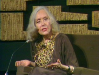 Gloria Swanson discusses her most iconic film role in a 1970s television interview featured in "Sunset Boulevard: The Beginning."