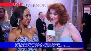 Cassie Calloway (Tichina Arnold) makes a faux pas discussing her disciplinary parenting on the red carpet of a charity event.