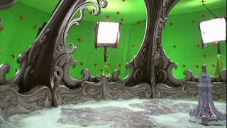The Hall of Snow Globes set is unsurprisingly heavy on green screen.