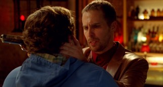 In New York City, Noah runs afoul of eccentric drug dealer Karl (Sam Rockwell) with a K.