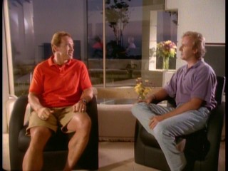 Night falls outside the house of either Arnold Schwarzenegger or James Cameron in their retrospective 1992 chat.