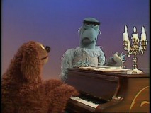 Rowlf and Sam Eagle perform an entertaining duet of "Tit Willow."