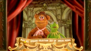 Longtime pals Fozzie Bear and Kermit the Frog host the Main Menu of Disc 1 and 3, though they don't exactly see eye-to-eye on the extent of their duties.