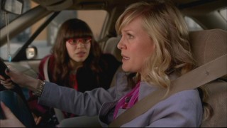 A kidnapped baby in the backseat doesn't bode well for Christina (Ashley Jensen) and Betty (America Ferrera), especially with cops just a few feet away.